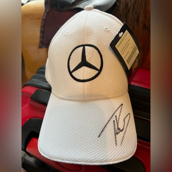 - Mercedes Benz Robert Wickens  Signed Baseball cap - Picture 3 of 4